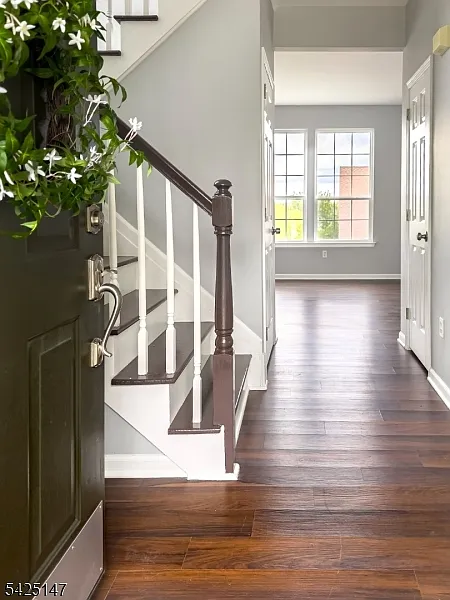 4 bed, 2.5 bath, $3,750 — Photo 2