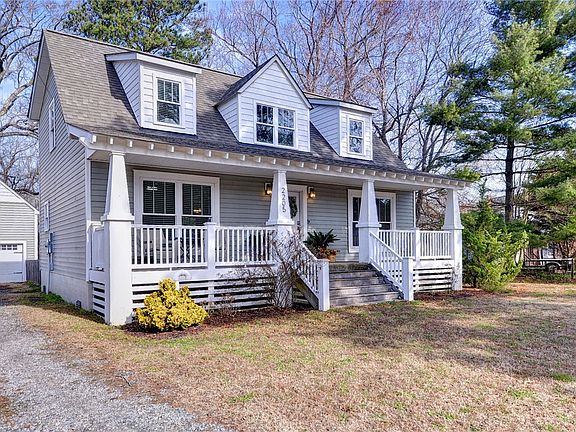 2nd image of 2205 Seaford Rd