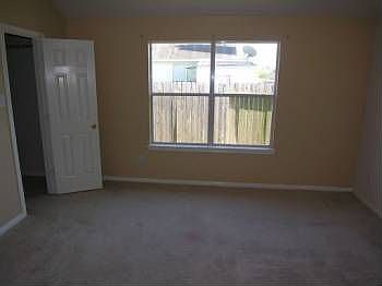 5th image of 15123 Gaines Meadow Ct