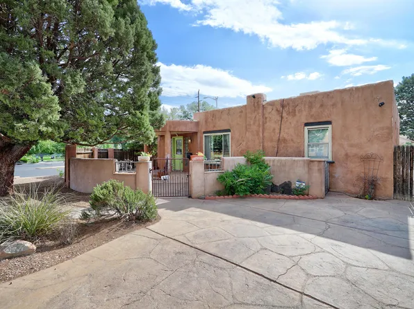 630 Tulane Dr NE, Albuquerque, NM 87106
