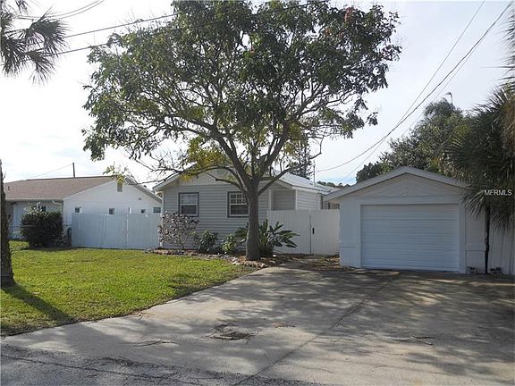 3rd image of 1820 Winstan Ave