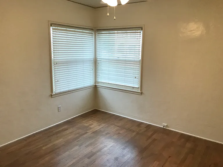 844 E Home Ave — Photo 9