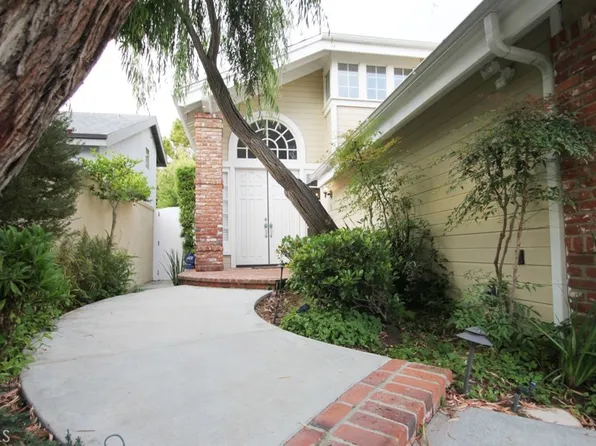 7526 W 81st St, Playa Del Rey, CA 90293