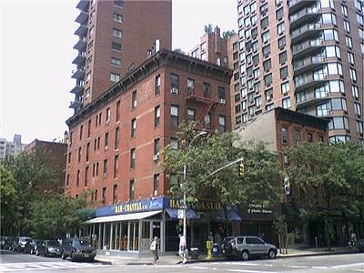 5th image of 355 E 78th St APT 3B