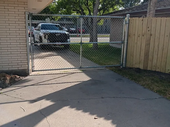 3909 Panama Dr, Corpus Christi, TX 78415