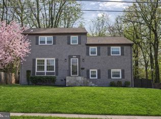 6502 Greyswood Rd, Bethesda, MD 20817