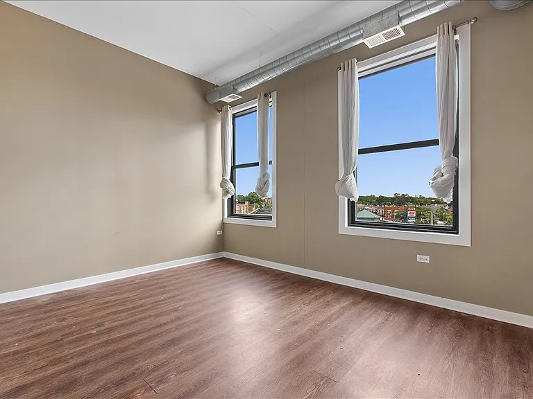 4015 N Milwaukee Ave #416 — Photo 15