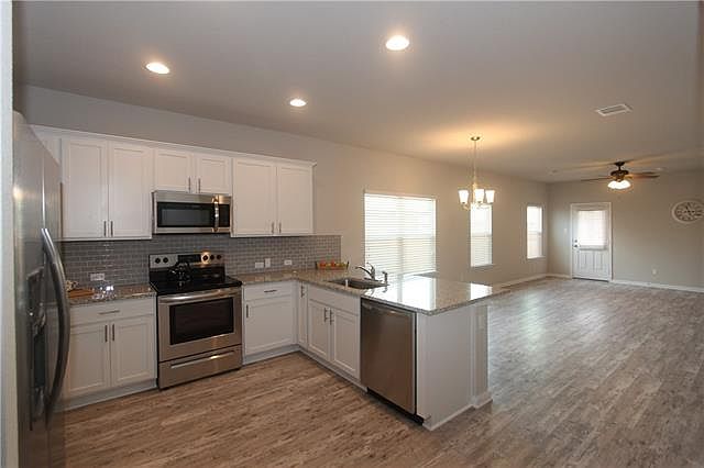 1st image of 457 Galway Bay Ln