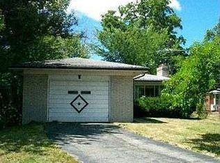 260 Preston Ave, Waterford, MI 48328