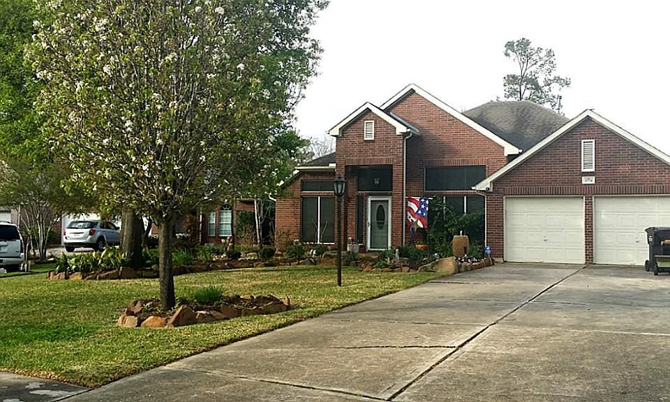 your new home awaits you with this welcoming fully landscaped lot with a double driveway sits on a 1