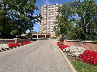 58 Church St E #1002, Brampton, ON L6V 4A8