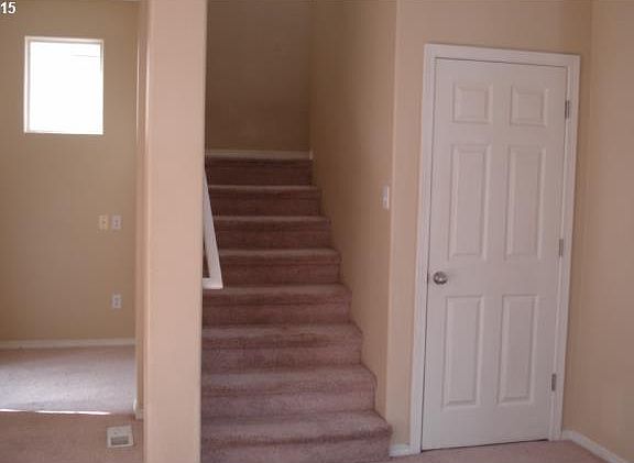 4th image of 1524 SE Kobus Way