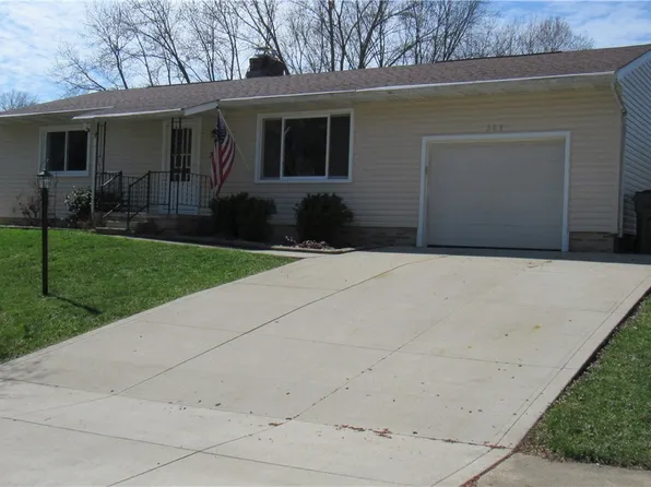 389 Riverview St, Canal Fulton, OH 44614