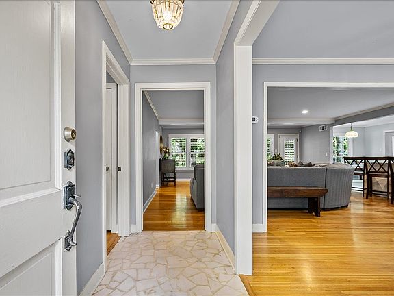 3rd image of 2173 Lochlevin Dr