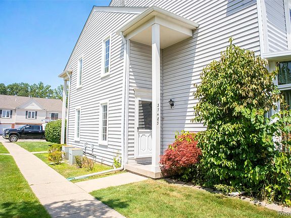 3rd image of 37485 Stonegate Cir #75