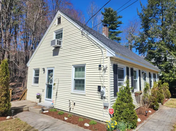 19 Wolf Road, Lebanon, NH 03766