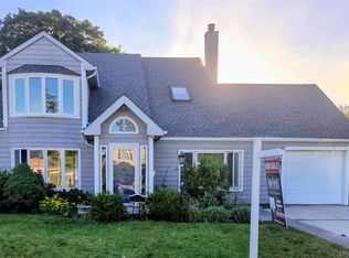 20 Daisy Lane, Levittown, NY 11756