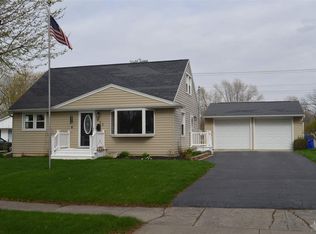 821 Koehlinger Dr, New Haven, IN 46774
