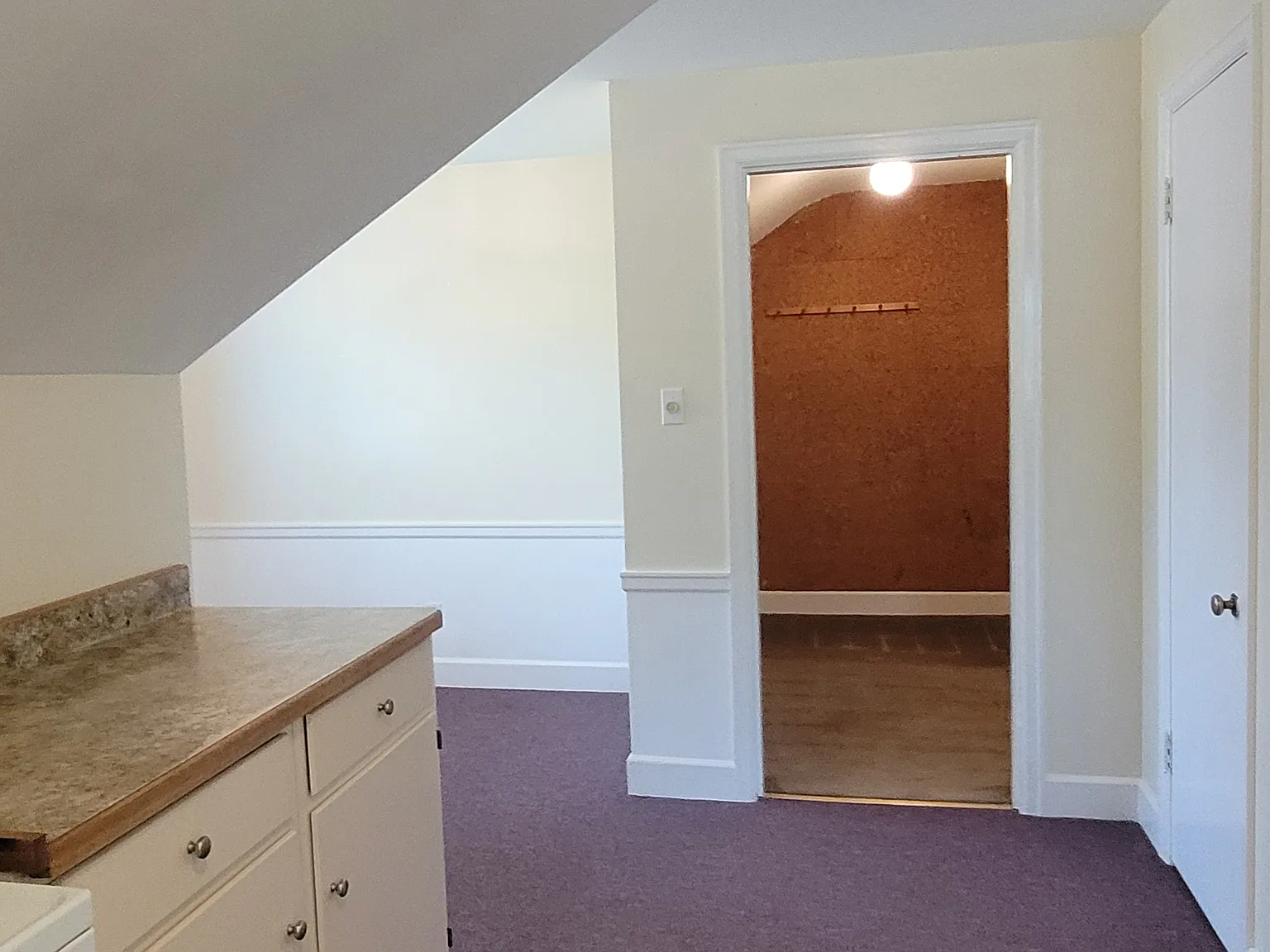 1 bed, 598 sqft, $1,100 — Photo 4