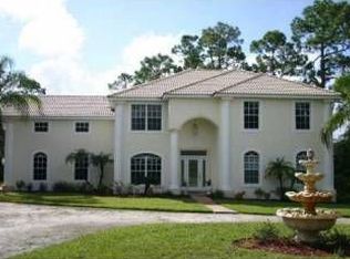 1148 Apache Dr, Geneva, FL 32732