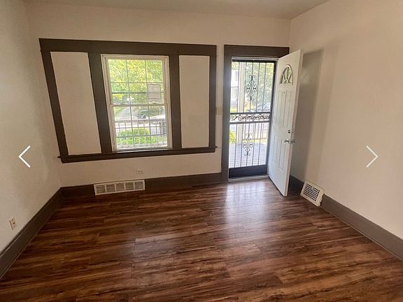 4th image of 9714 Mount Auburn Ave #1