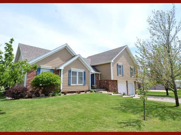 2106 Somerset Dr, Kirksville, MO 63501