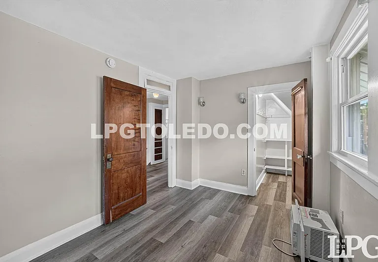 3822 Lockwood Ave — Photo 22