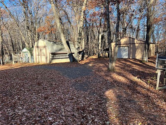 2nd image of 2415 Cherry Drive
