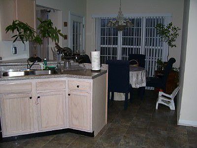 LARGE EAT-IN KITCHEN