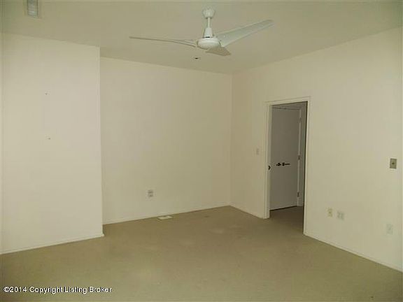 4th image of 222 Witherspoon St