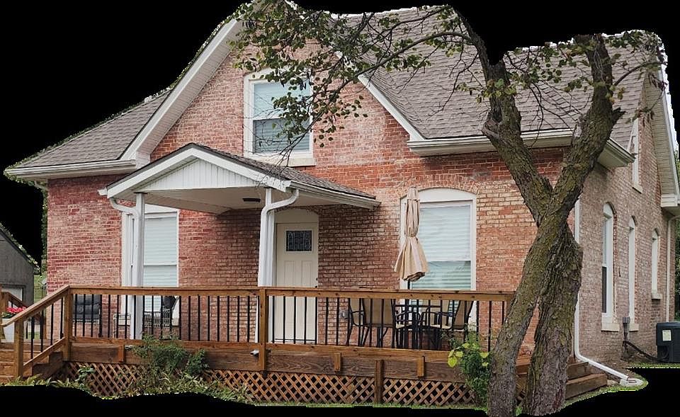 1st image of 306 Lewis St