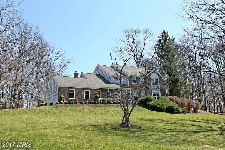 1st image of 10016 Bratton Dr