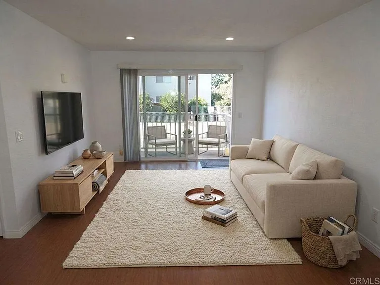 7440 Mesa College Dr #6 — Photo 3