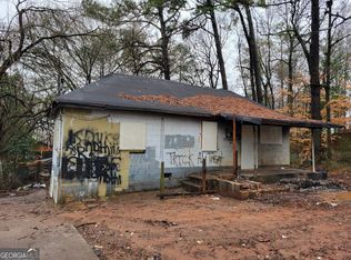 516 Warren Ave, Scottdale, GA 30079