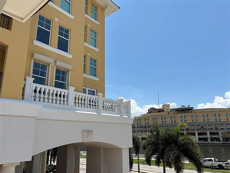 345 Bayshore Blvd #403 — Photo 5