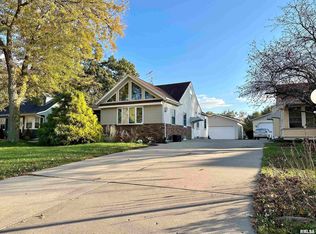 4066 28th Ave, Rock Island, IL