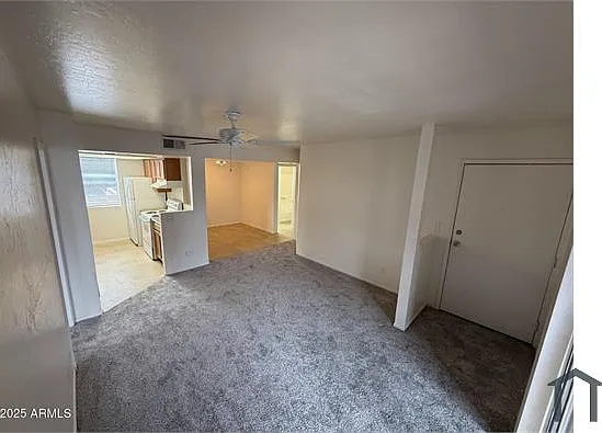 2 bed, 825 sqft, $1,600 — Photo 3