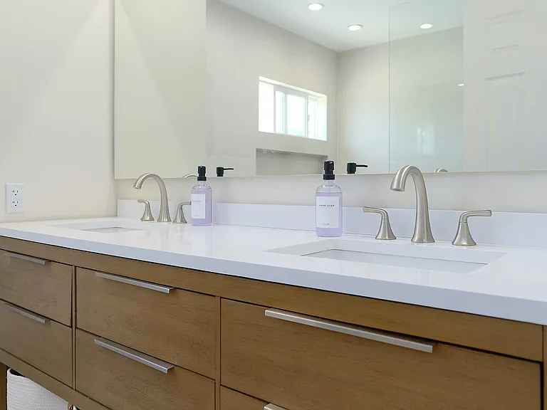 5557 Adelina Ct — Photo 33