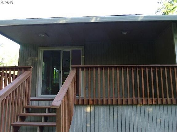 4th image of 3502 NE 104th St