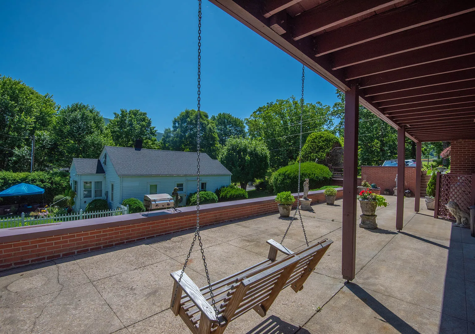 2 bed, $1,400 — Photo 3