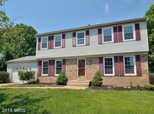 121 Laura Anne Dr, Sterling, VA 20164