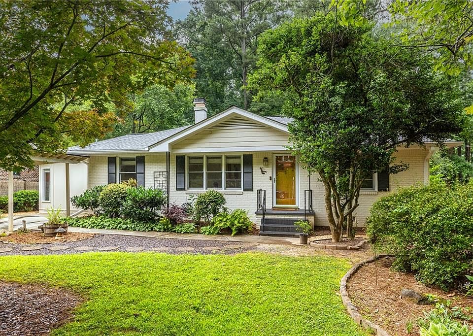 1st image of 2469 Hunting Valley Dr