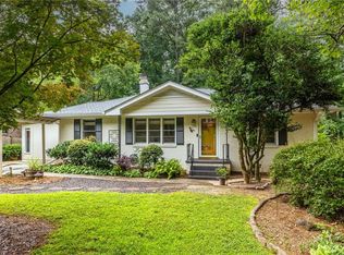 2469 Hunting Valley Dr, Decatur, GA 30033