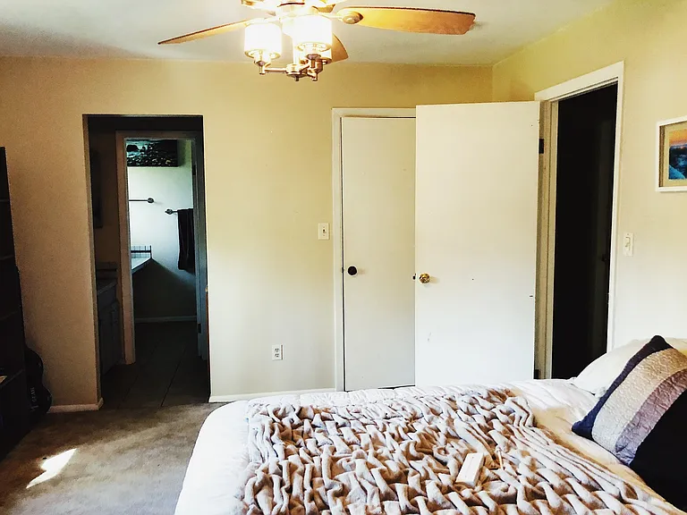 1725 Lake Sherwood Dr — Photo 9