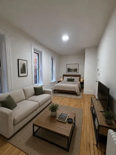 57 W 10th St #7B Photo 1