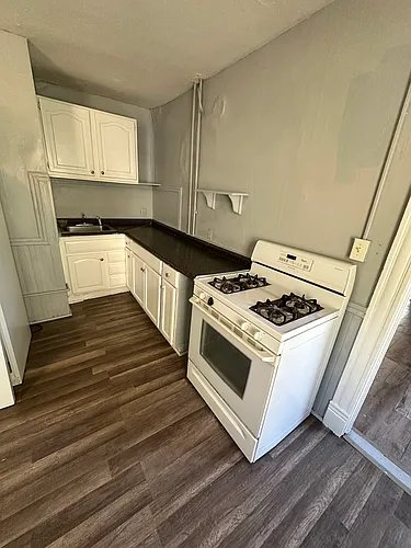 49 Lawlor St #3S Photo 1