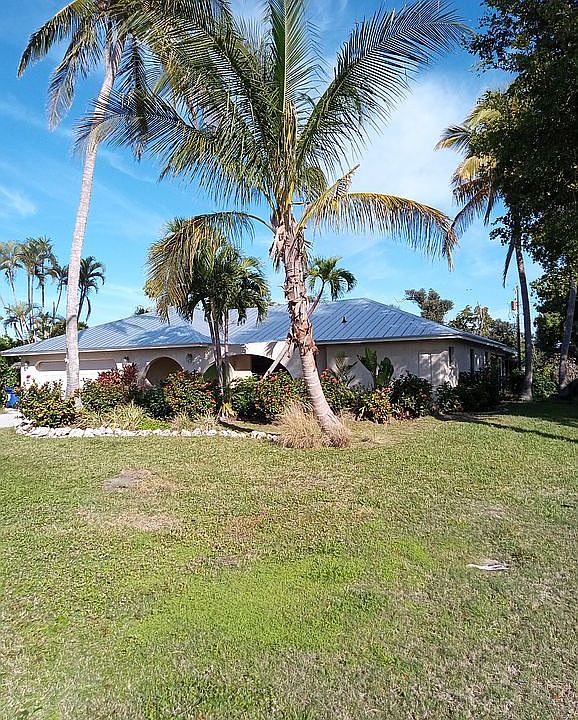 1st image of 15578 Copra Ln