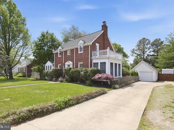 3427 Memorial St, Alexandria, VA 22306