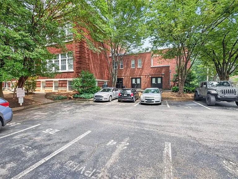 1031 State St NW #209 — Photo 30