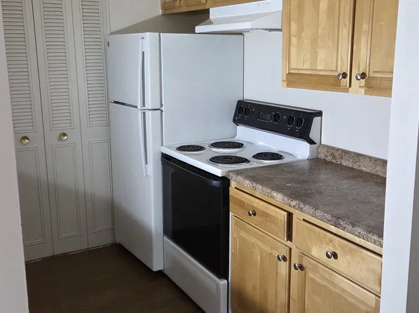26 Greentree Ln APT 41, Weymouth, MA 02190
